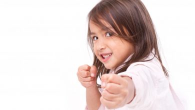 كيف اعلم ابني الدفاع عن نفسه؟